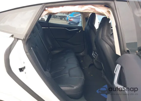 2013 Tesla Model S из США, поврежденный, VIN 5YJSA1CNXDFP28144